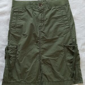 Women's EDDIE BAUER Green Lightweight cargo skirt size 4